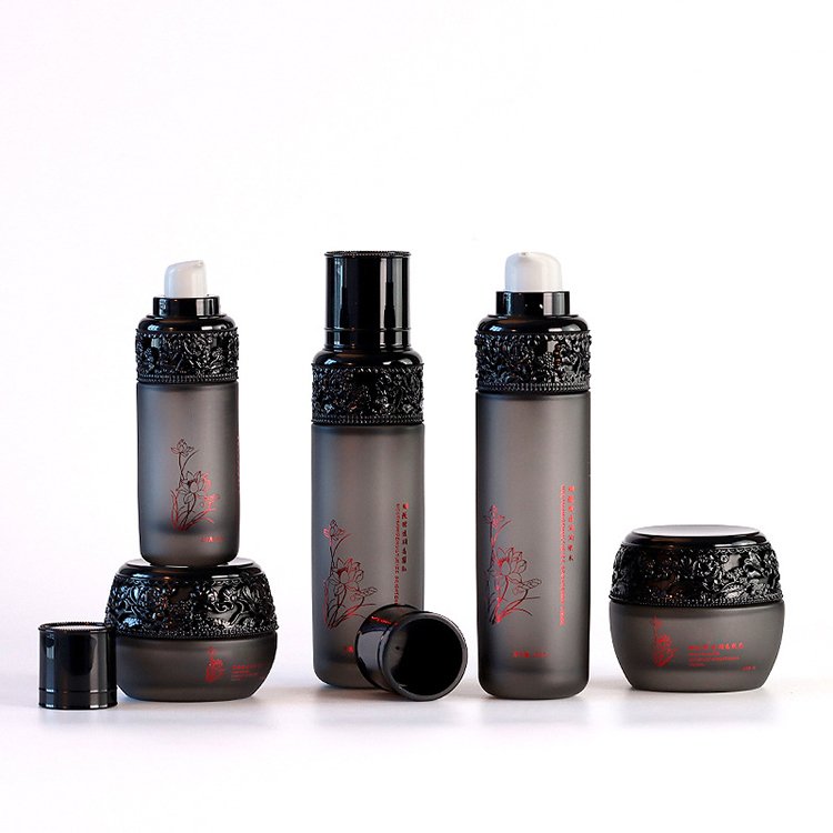 Black Carved Lid High End Glass Packaging 100ml Pump 40ml Lotion Bottle 30ml Dropper Unique Design Middle Eastern Islamic
