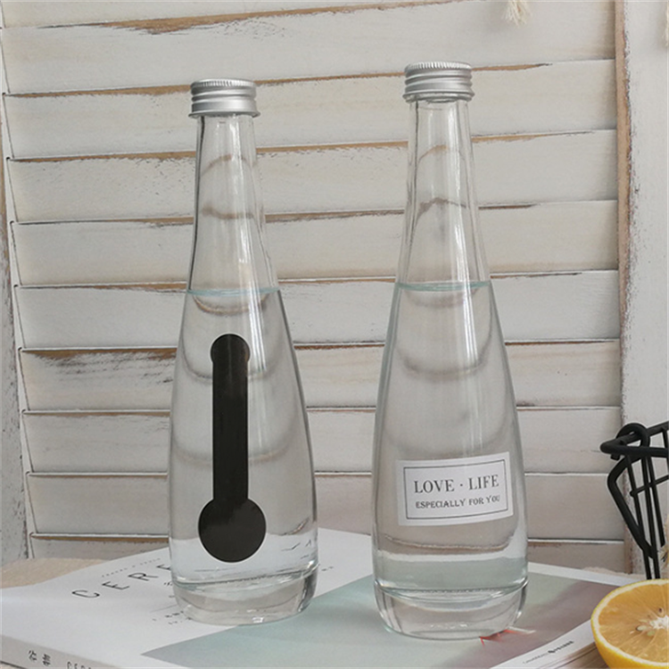 Empty 330ml 500ml clear round water milk coffee beverage tall glass juice bottle with screw cap