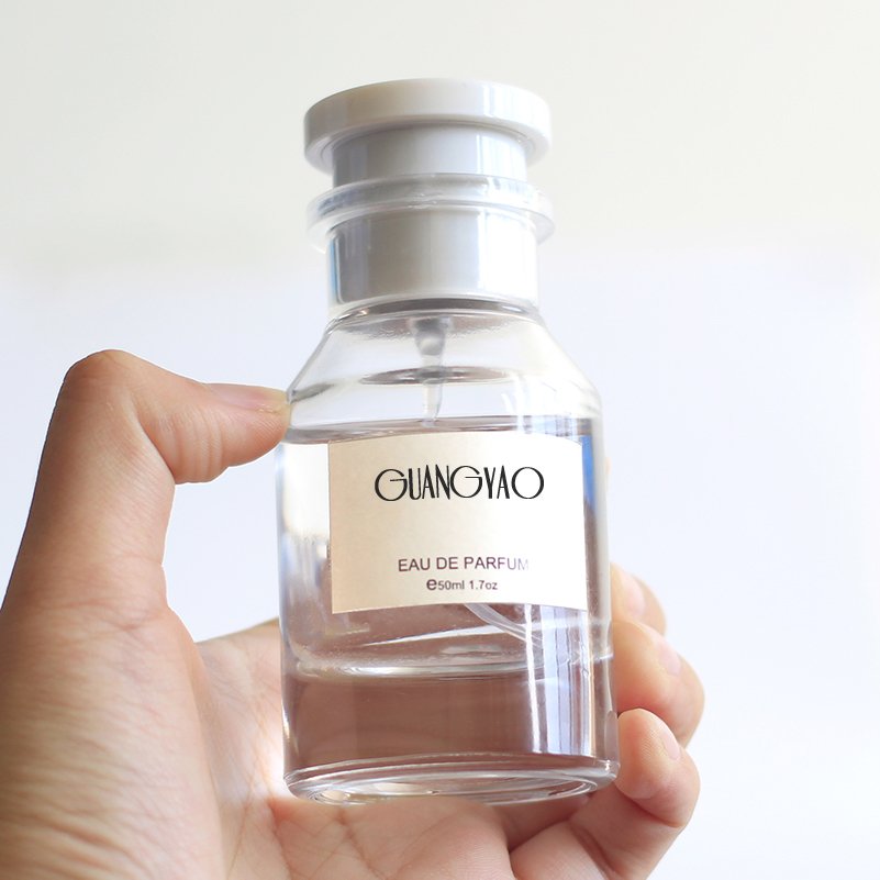 Wholesale Fancy Pperfume Bottles 30ml 50ml 100ml Spray Cap Empty Refill Glass Bottle Perfume With White Cover