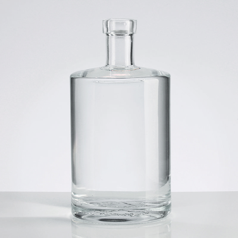 500 Ml Transparent Clear Glass Bottles 750 Ml Vodka Glass Bottle with Corks High End Manufacturer For Whisky Wine