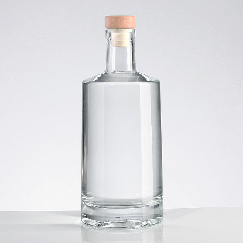 500 Ml Transparent Clear Glass Bottles 750 Ml Vodka Glass Bottle with Corks High End Manufacturer For Whisky Wine