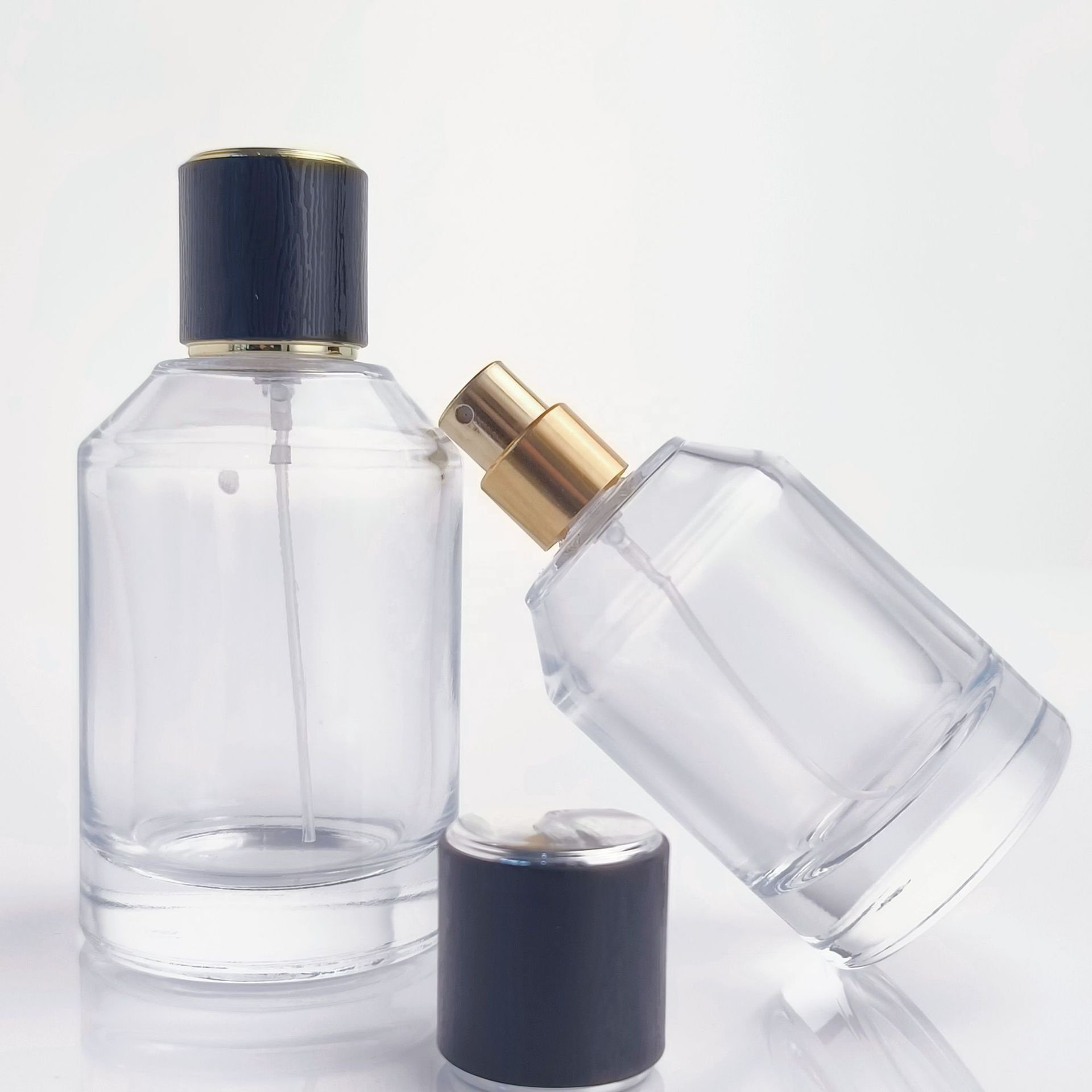 Empty luxury perfume glass bottles 50ml100ml fragrance bottle perfume glass round cosmetic glass spray bottle with cap Atomizer