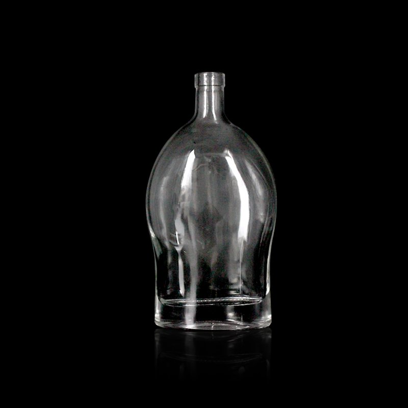 Wholesale 750ml 700ml rum whiskey whisky vodka gin spirits glass bottle with cork stopper