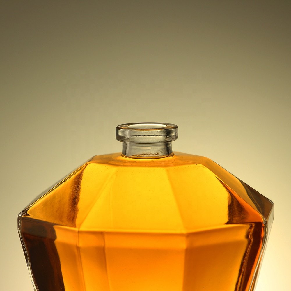 Romantic Shape Thick Bottom 500ml 700ml Spirit Bottle Unique Design Whisky Tequila Rum Liquor Glass Bottle