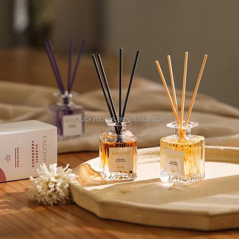 Home Fragrance 50ml Private Label Luxury Glass Bottle Essential Oil Aroma Dry Flower Reed Diffuser