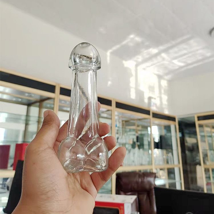 Hot selling penis shaped glass bottle penis cocktail glass bar tableware pure high borosilicate bottle penis shaped shooting gla
