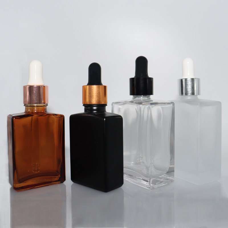 Refillable 30ml 50ml 100ml Clear Flat Shoulder Custom Essential Oil Serum Square Glass Bottle With Dropper