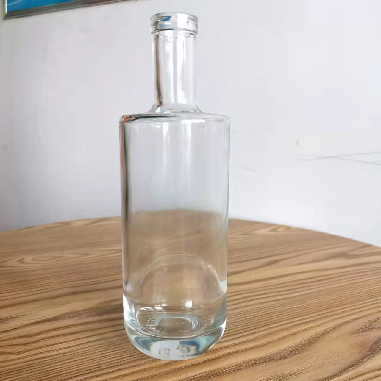 High quality empty vodka bottle glass 700ml 750ml 500ml glass bottles, wholesale whisky glass bottle for liquor with cap