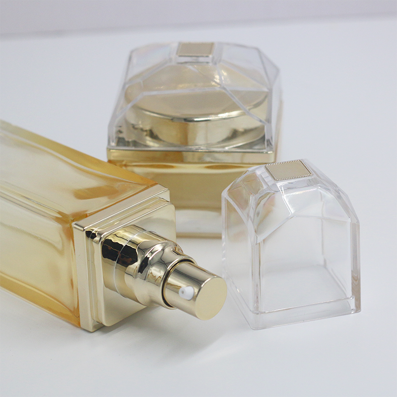 Luxury Cosmetics Packaging Glass Bottle Sets Cream Jar Pump Spray Bottle Skincare Face Cream Bottle
