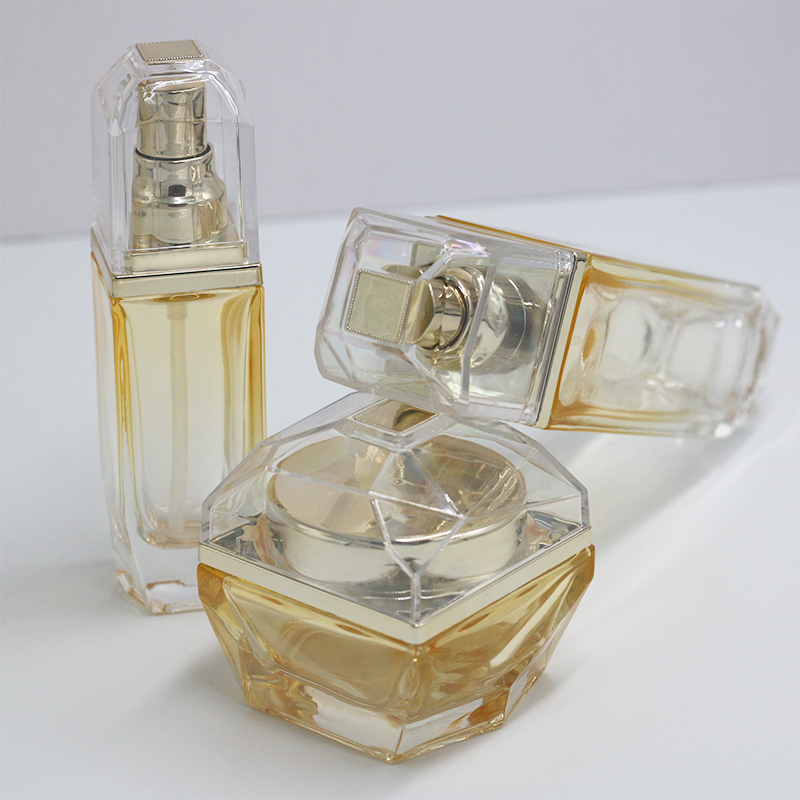 Luxury Cosmetics Packaging Glass Bottle Sets Cream Jar Pump Spray Bottle Skincare Face Cream Bottle