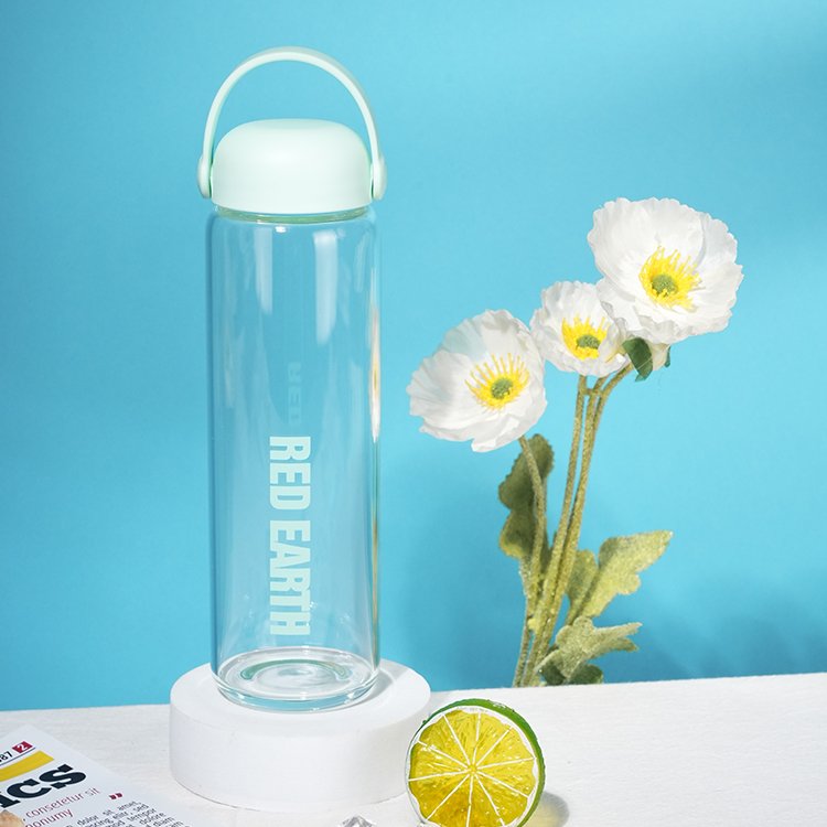 high borosilicate glass 500ml portable silicone lid hold customized logo glass bottle