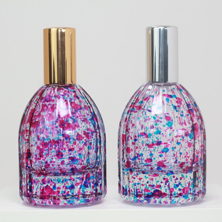 Custom Decoration New Style Hot Selling Colorful Spot Spray Aluminum Perfume Spray-head 50ml Perfume Glass Bottle