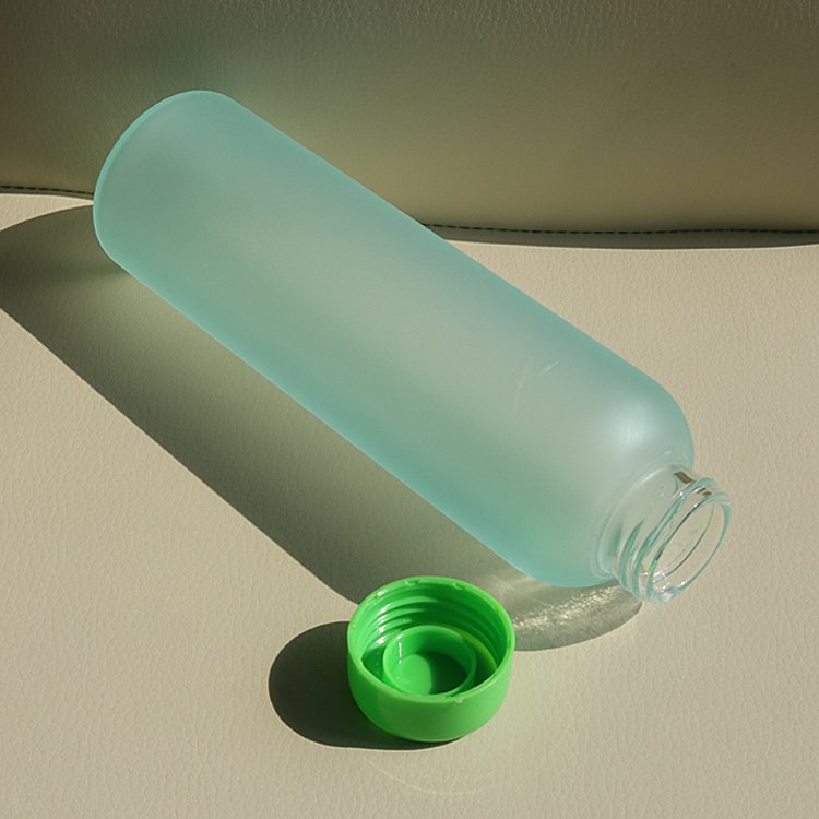 Custom Colorful Silicone Coating Borosilicate Glass Water Bottle - Eco-Friendly and Durable