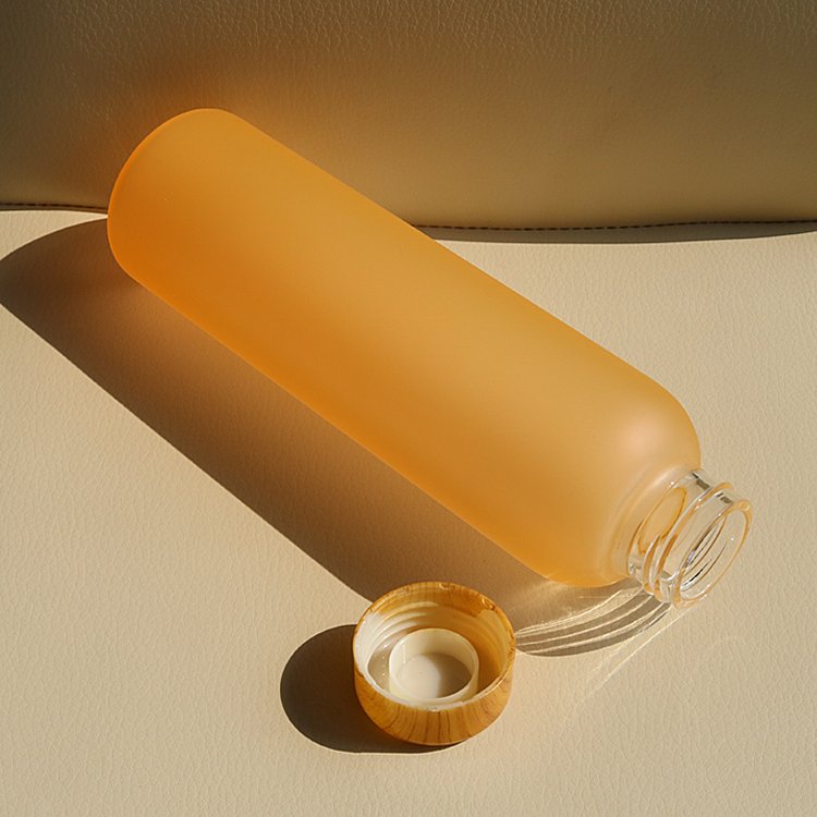 Custom Colorful Silicone Coating Borosilicate Glass Water Bottle - Eco-Friendly and Durable