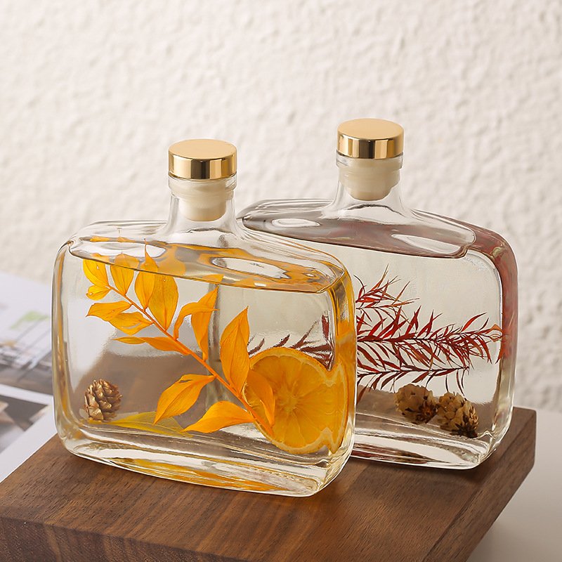 200ml 330ml Transparent Cute Empty Luxury Flat Perfume Diffuser Glass Bottle with Cork for Reed Diffuser