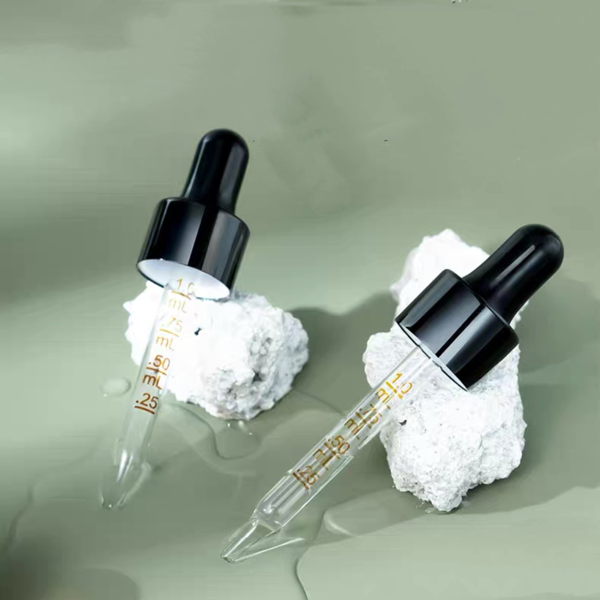 Customized 5ml 10ml 15ml 20ml 30ml 50ml high quality amber glass bottle with gradient dropper for lotion cosmetic
