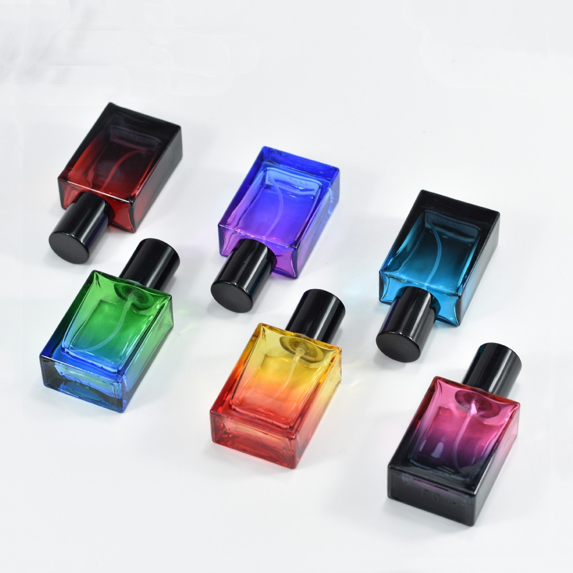 Factory Price Colored glass perfume bottle 30ml Flat glass bottle toner bottle with sprayer