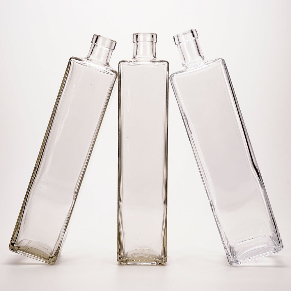 VISTA Cryst White Clear Flat Flask Liquor Bottle Square 700ml 750ml 1000ml Glass Whisky Bottle With Lid