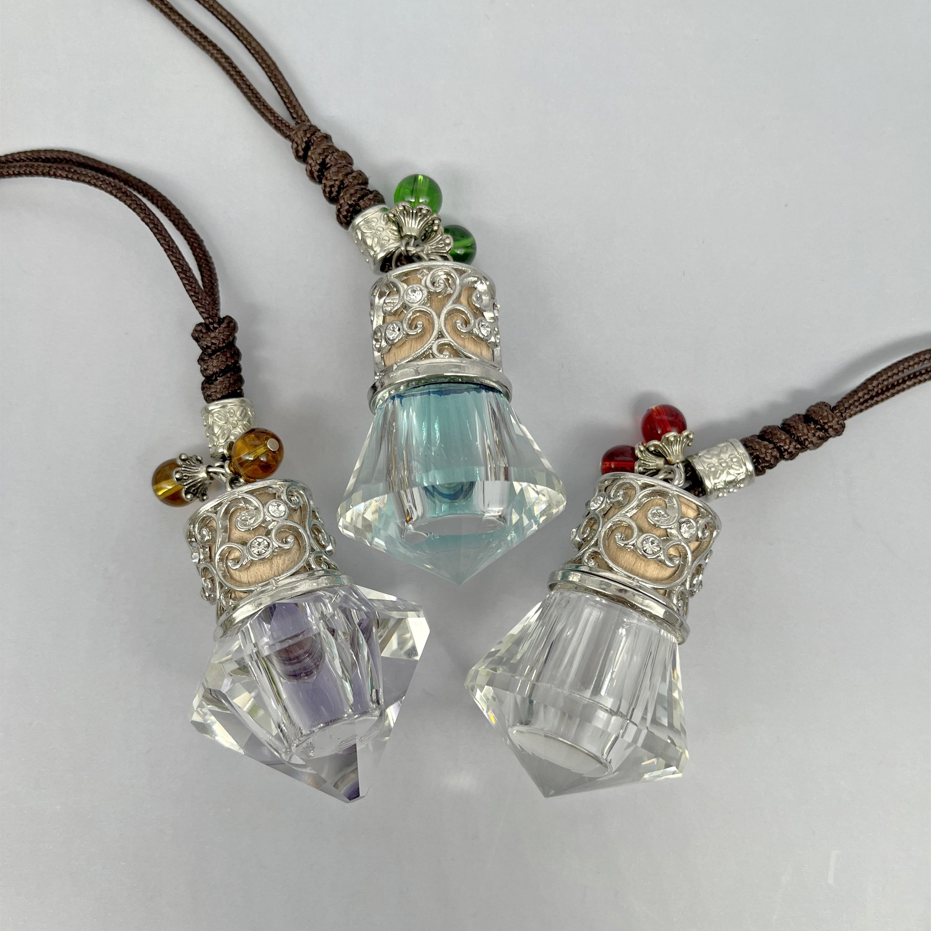 Glass Bottles Share Fancy 3ml Shape Clear Perfume Glass Bottle Empty Car with Diffent Hollow out the lid Cap