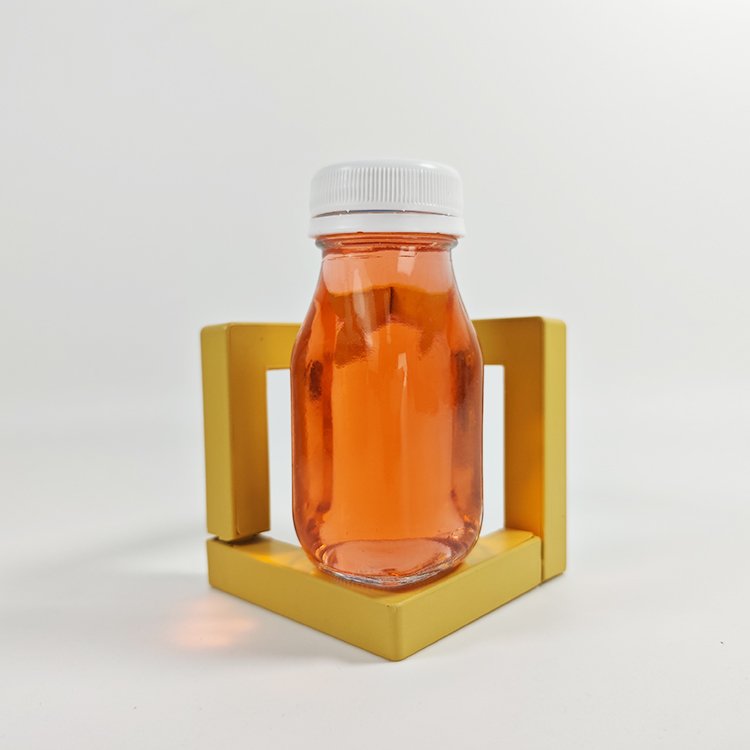 Wholesale recyclable 100ml Clear Beverage Square Glass Bottle Cold Press Fruit Juice Bottles With Airtight Screw Cap