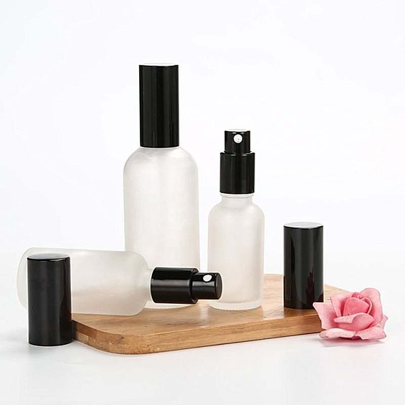 Round perfume bottle 5ml 10ml 15ml 20ml 30ml 50ml 100ml glass bottle with spray or lotion pump for perfume, serum, lotion