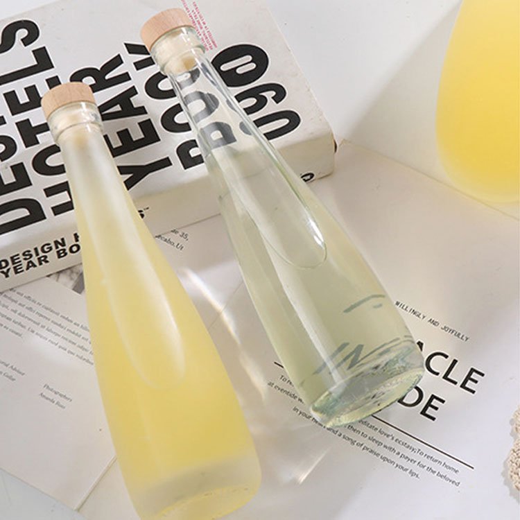 Custom design 330ml 500ml glass wine bottle for liquor alcohol drinking glass bottle