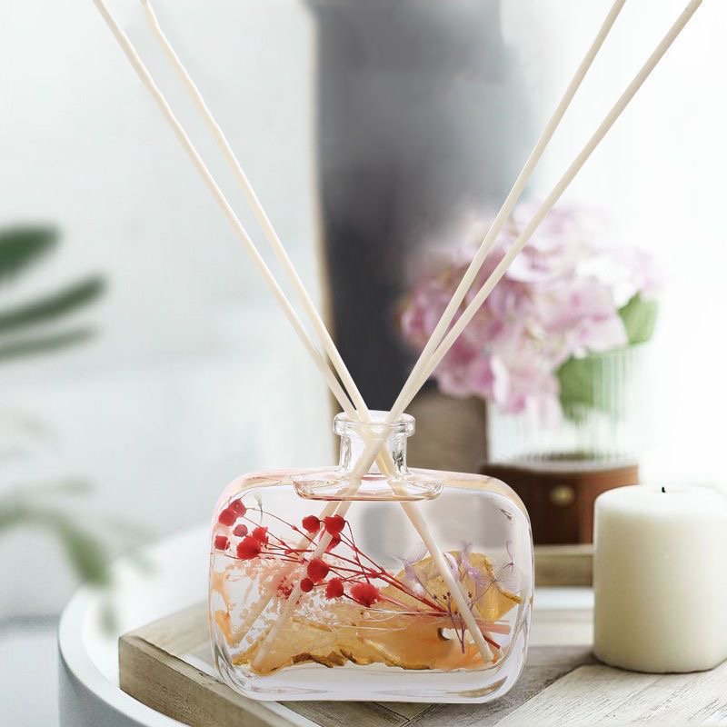 200ml 330ml Transparent Cute Empty Luxury Flat Perfume Diffuser Glass Bottle with Cork for Reed Diffuser