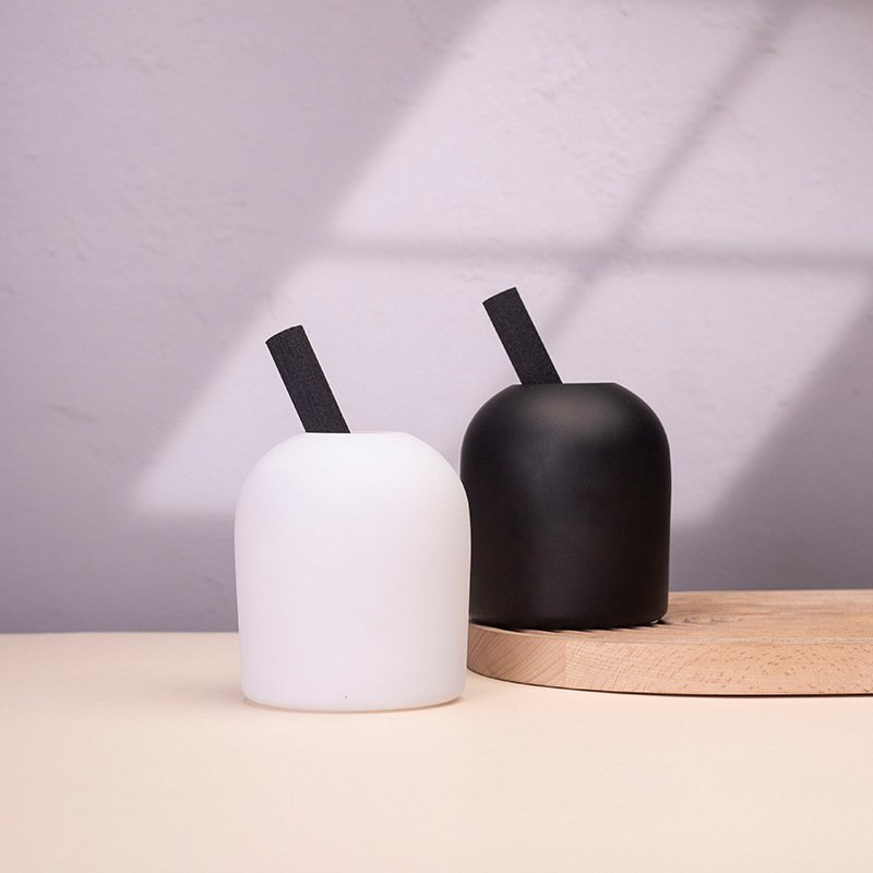 Hot sale glass bottle New Design Aromatherapy Perfume Glass Reed Diffuser Bottle Decorative