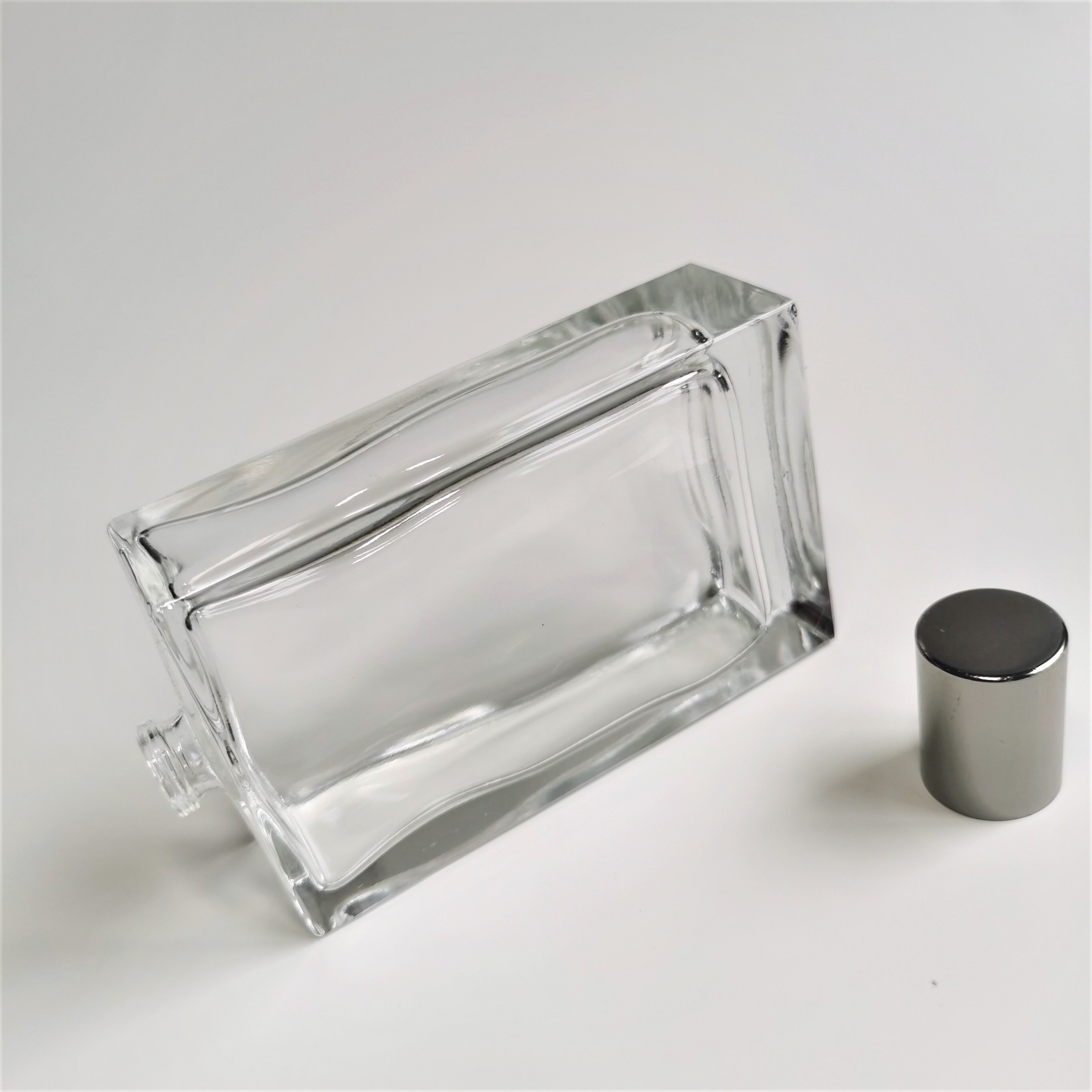 2021 News 100ml Transparent Fragrance Empty Glass Perfume Bottle RB81000