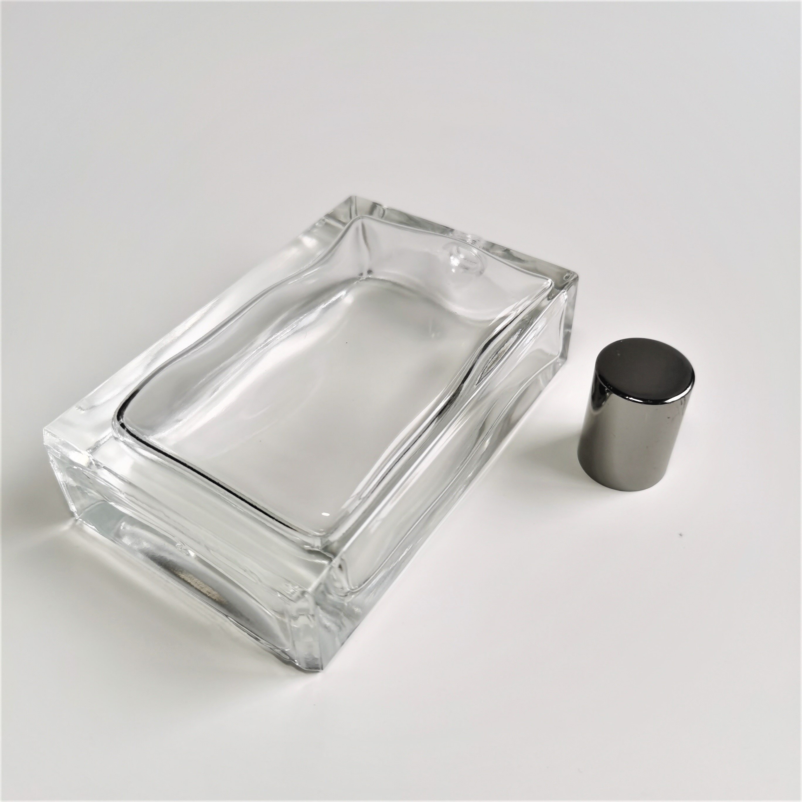 2021 News 100ml Transparent Fragrance Empty Glass Perfume Bottle RB81000