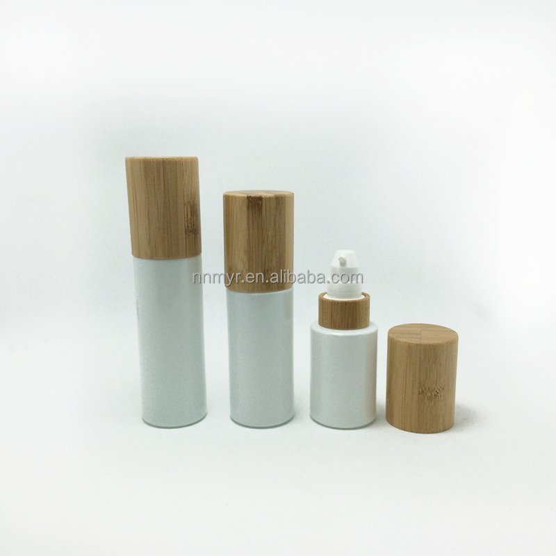 20/30/40/50/60/80 Ml Atomizer Glass Perfume Bottle Empty Refillable Bottle Fragrance Spray Bottle with Bamboo Cap Cosmetic OEM