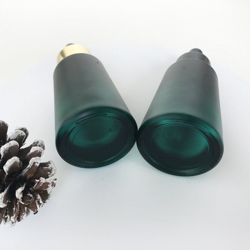 Frosted Gradient Green Bottle Collar Dropper Essencial Oil Bottle Cosmetic Glass Bottle Perfume Packaging Conic 30ml with Gold