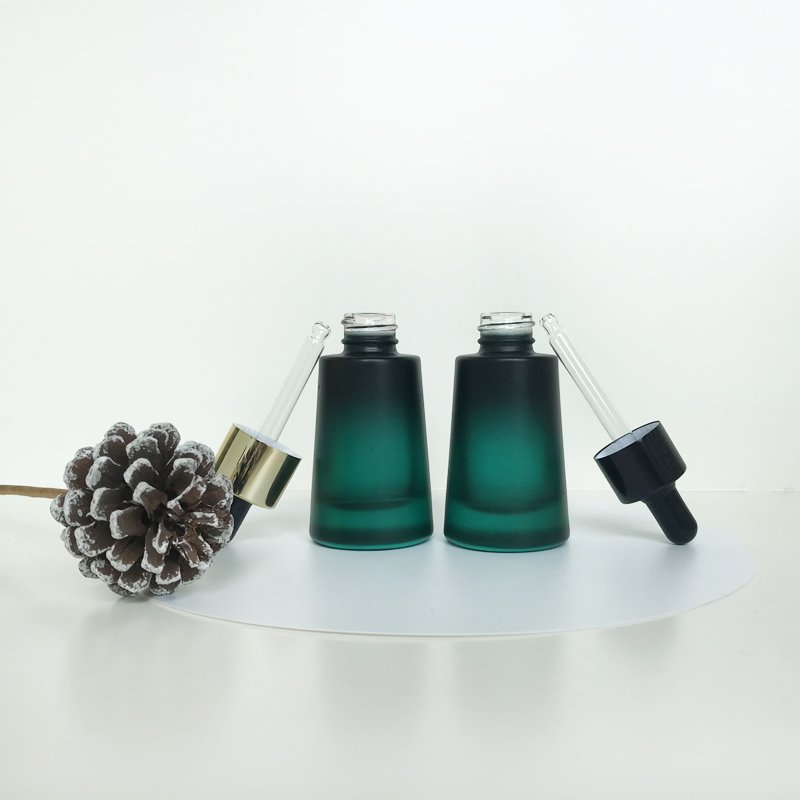 Frosted Gradient Green Bottle Collar Dropper Essencial Oil Bottle Cosmetic Glass Bottle Perfume Packaging Conic 30ml with Gold