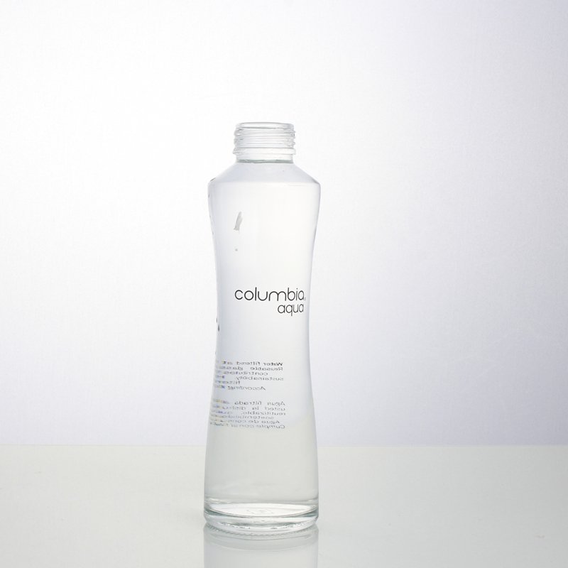 Luxury screen printing vitrify 500ml 700ml high flint clear round juice beverage water glass bottle with plastic cap
