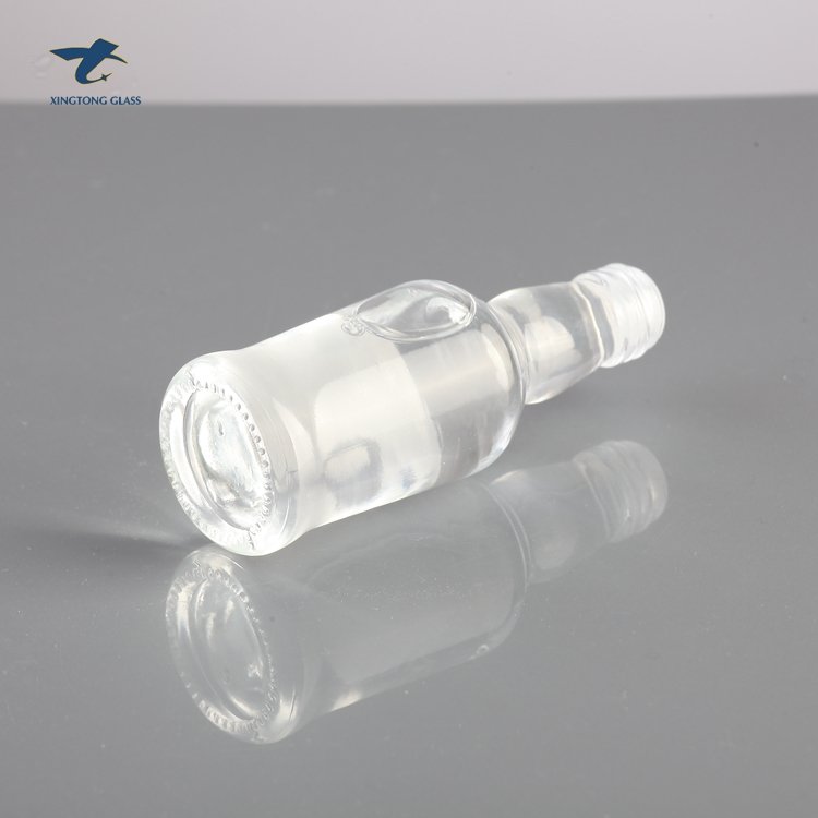 Hot Sale Clear Transparent 50ml 100Ml Whisky Glass Bottle mini With Plastic Cap