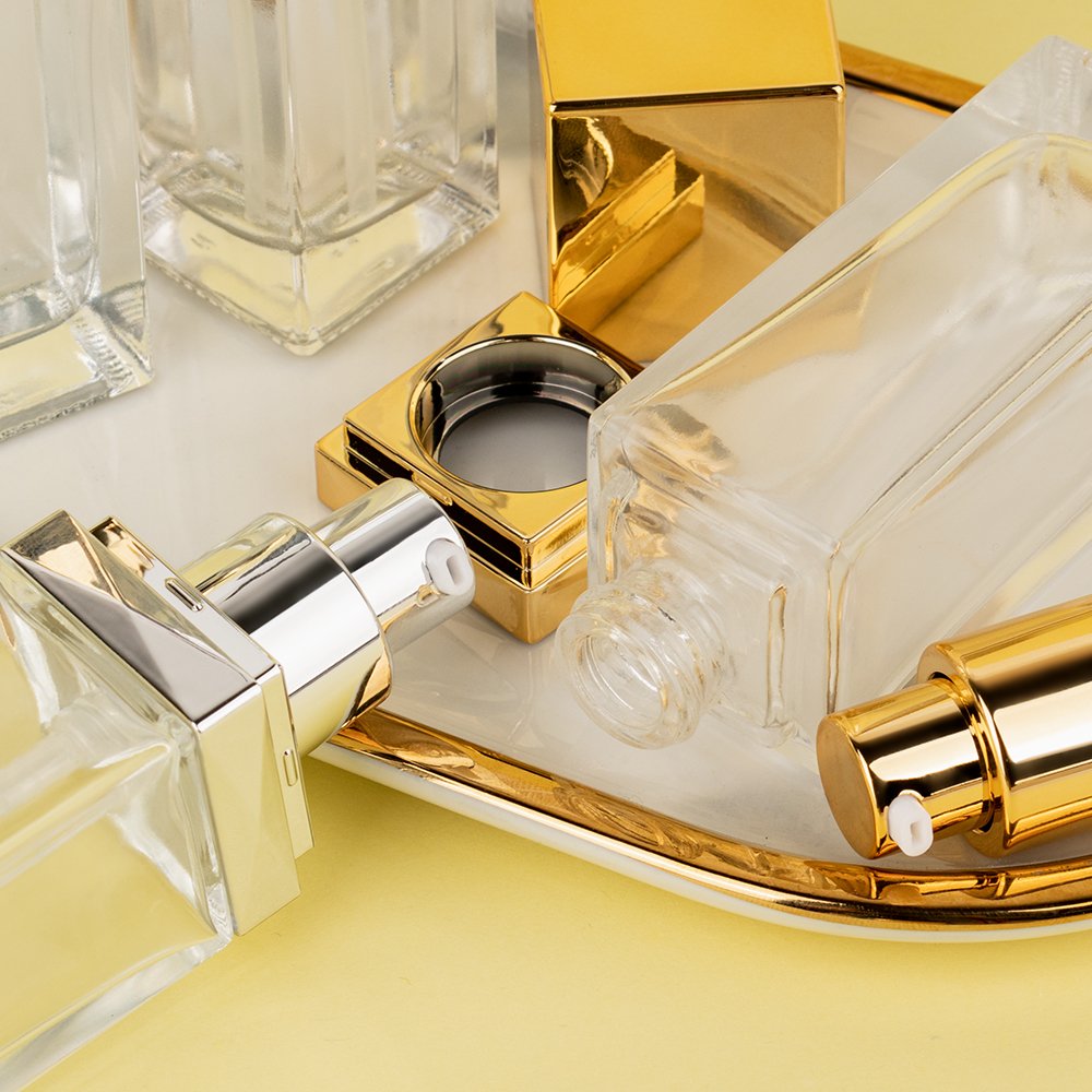 30ml 40ml cosmetic container luxury lotion bottle with gold pump thick cosmetic glass bottles for toner