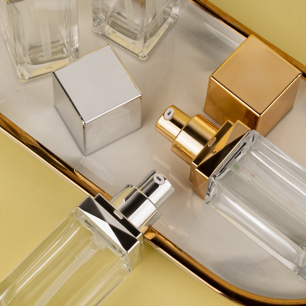 30ml 40ml cosmetic container luxury lotion bottle with gold pump thick cosmetic glass bottles for toner