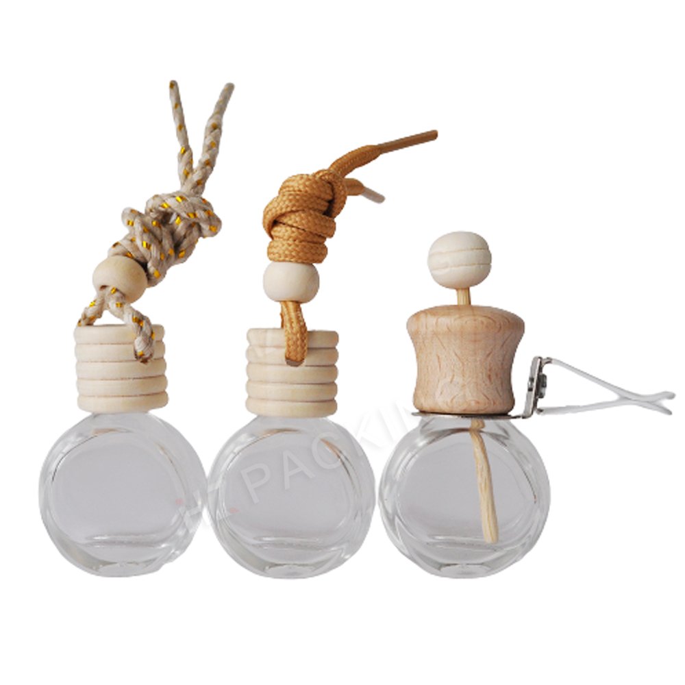 Fancy 8ml Diamond Shape Clear Perfume Glass Bottle Empty Car Diffuser Bottle Hanging With Wooden Cap For Fragrance Oil