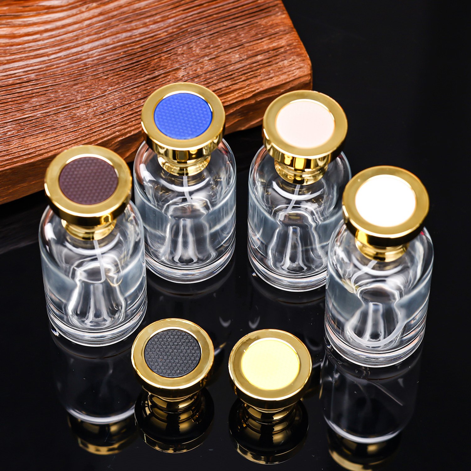 New Style 50ml round Cosmetic Perfume Glass Bottle with Colorful Lid Free Sample Surface Pump Sprayer
