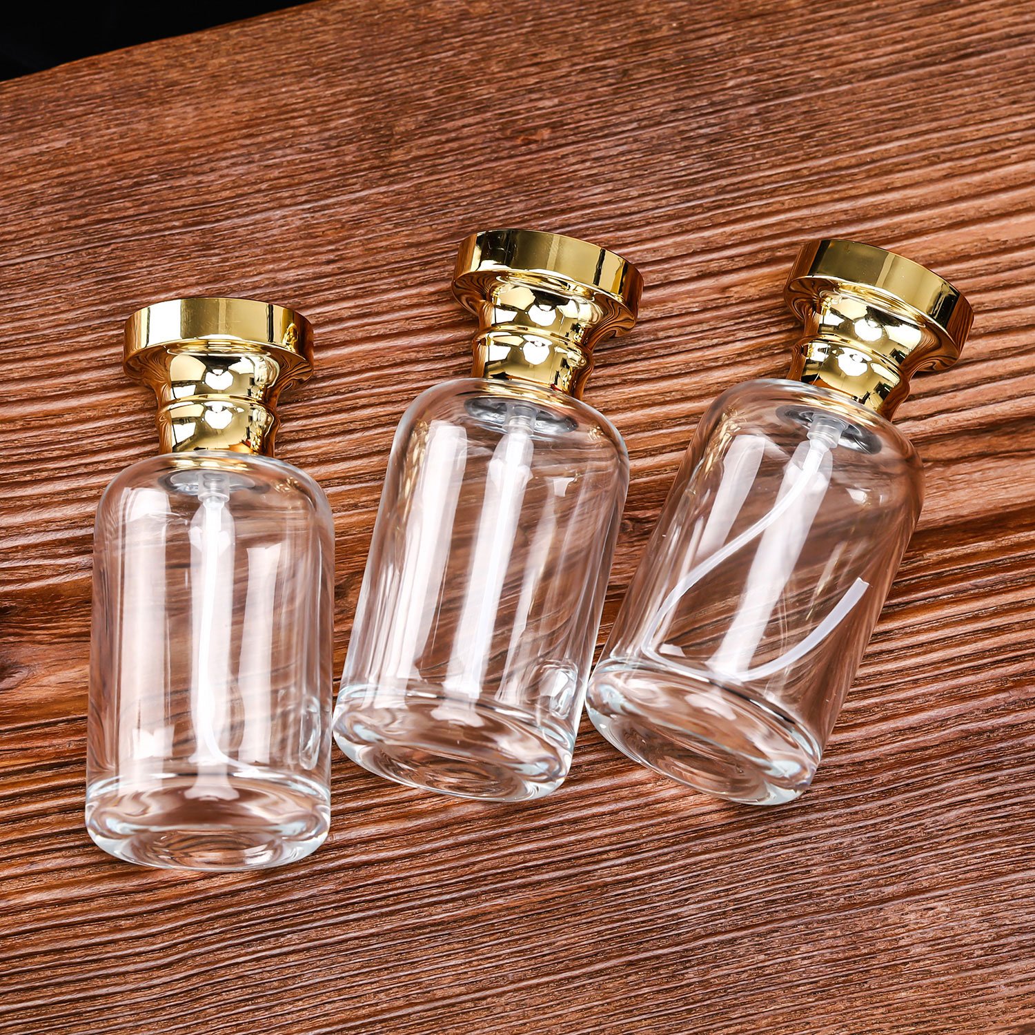 New Style 50ml round Cosmetic Perfume Glass Bottle with Colorful Lid Free Sample Surface Pump Sprayer