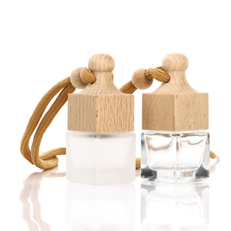 Wholesale 8ml Small Cube Clear Empty Glass Hanging Car Perfume Essential Oil Glass Bottles for diffuser