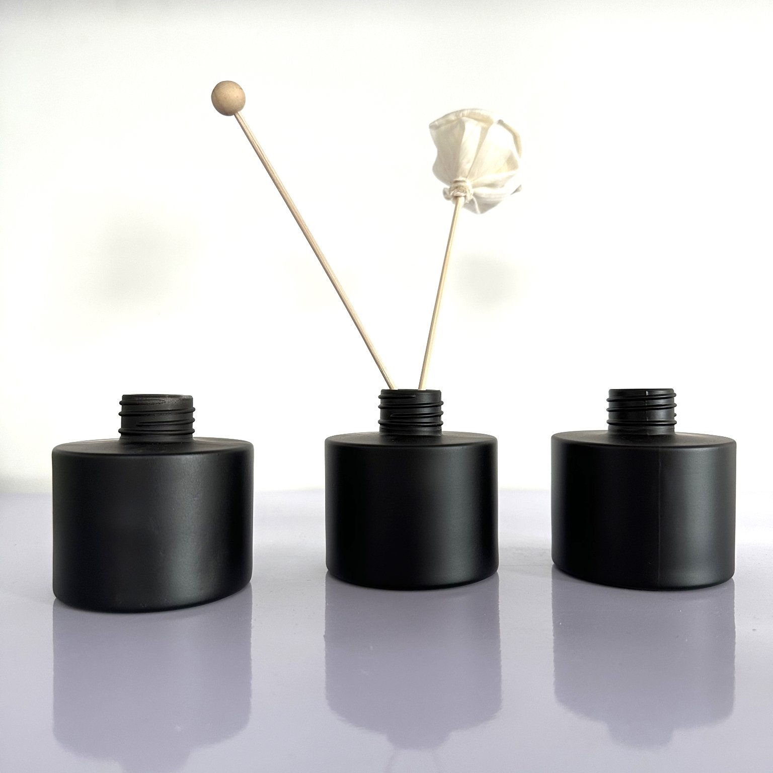 Factory Produced Premium Decorative Glass Perfume Reed Diffuser Bottle