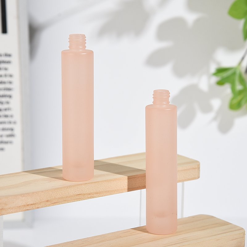 New 18ml luxury perfume glass bottle High quality 13 screw perfume glass bottle Mini translucent empty perfume bottle