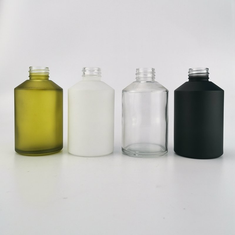 matte black glass bottle 200 ml sloping shoulder glass bottle hand washing bottle with wooden pump dispenser for hand soap