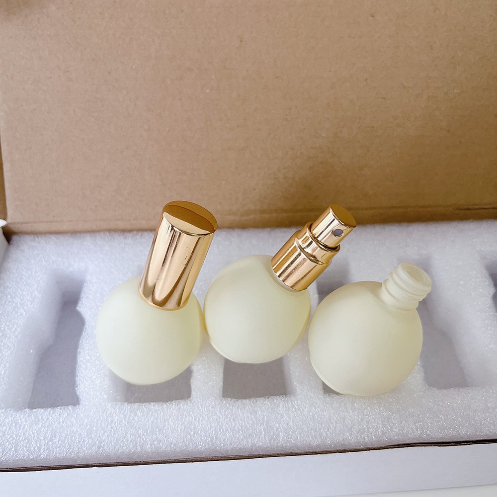 NEW portable 10ml morandi matte blue pink yellow bulb spherical shape perfume glass spray bottle