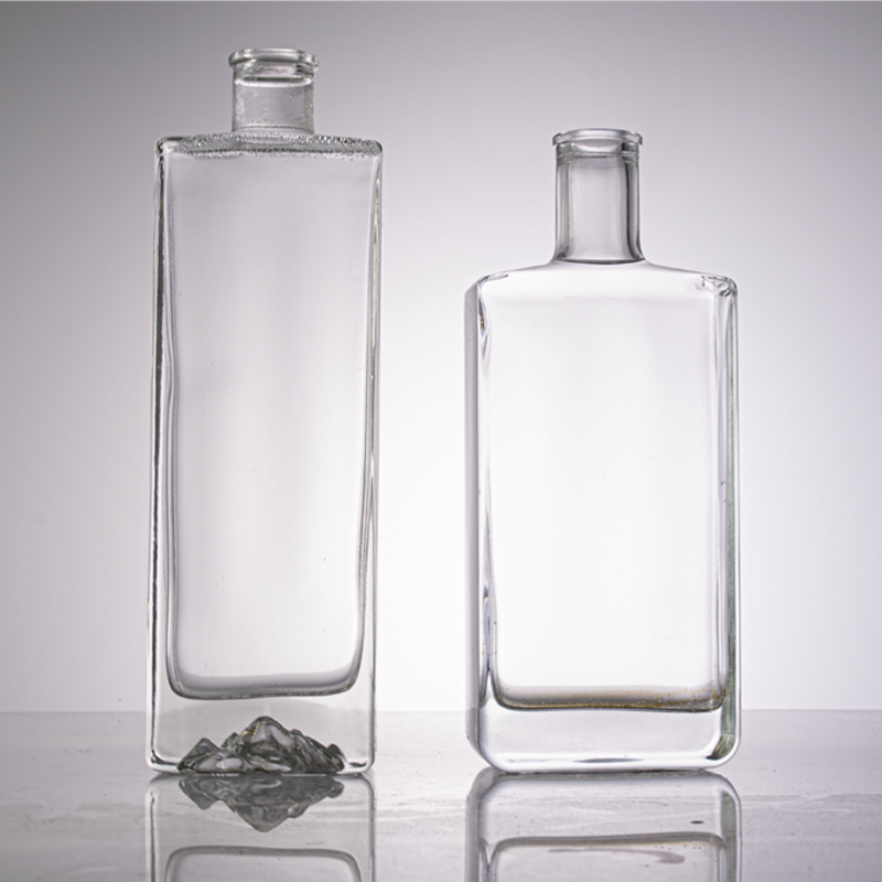 square vodka bottle 700ml with cork for Fancy custom glass bottle Whiskey Brand Whisky Rum Spirits glassware