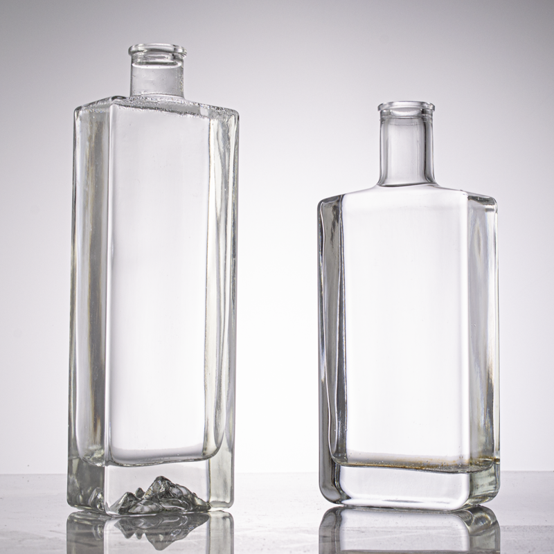 square vodka bottle 700ml with cork for Fancy custom glass bottle Whiskey Brand Whisky Rum Spirits glassware