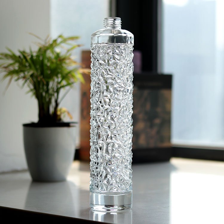 500ml Embossing glass bottle Brandy Bourbon Whiskey Gin Vodka Round glass bottle Liquor Spirit Alcohol Drink glass bottle