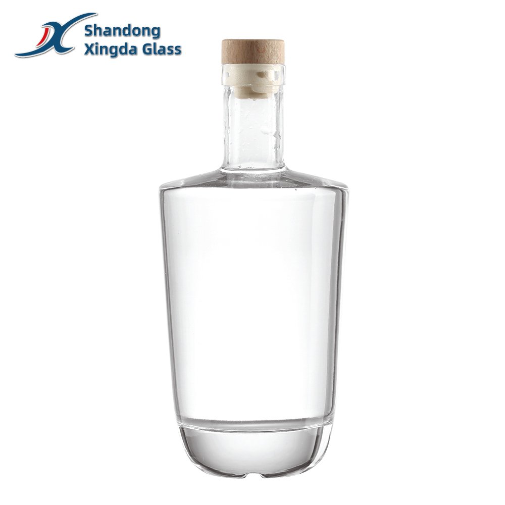 Xingda Empty Vodka Clear Super Flint Glass Customized 200ml 375ml 500ml 750ml Screen Printing Glass Bottle with Beverage Cork