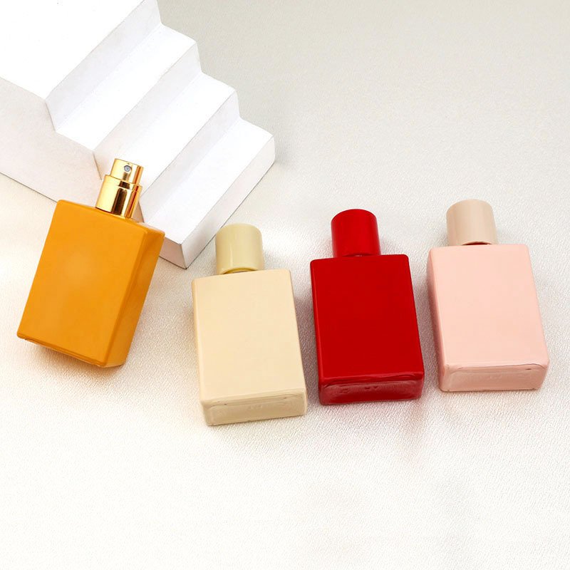 Custom color perfume bottle stickers and printing cosmetic empty glass bottle 30ml shape glass perfume spray bottle